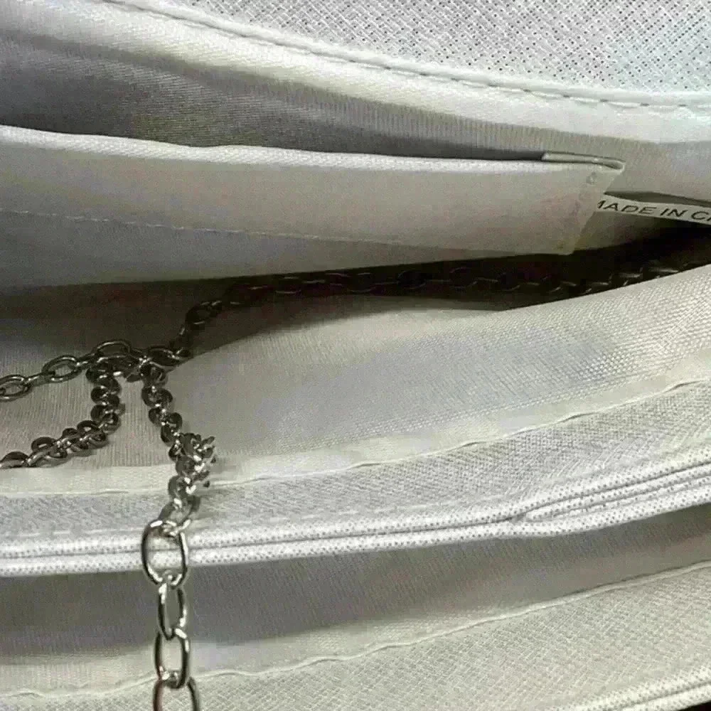 N/A party clutch